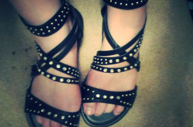 Cute Wide Width Shoes for Women Yes, They Can be Found